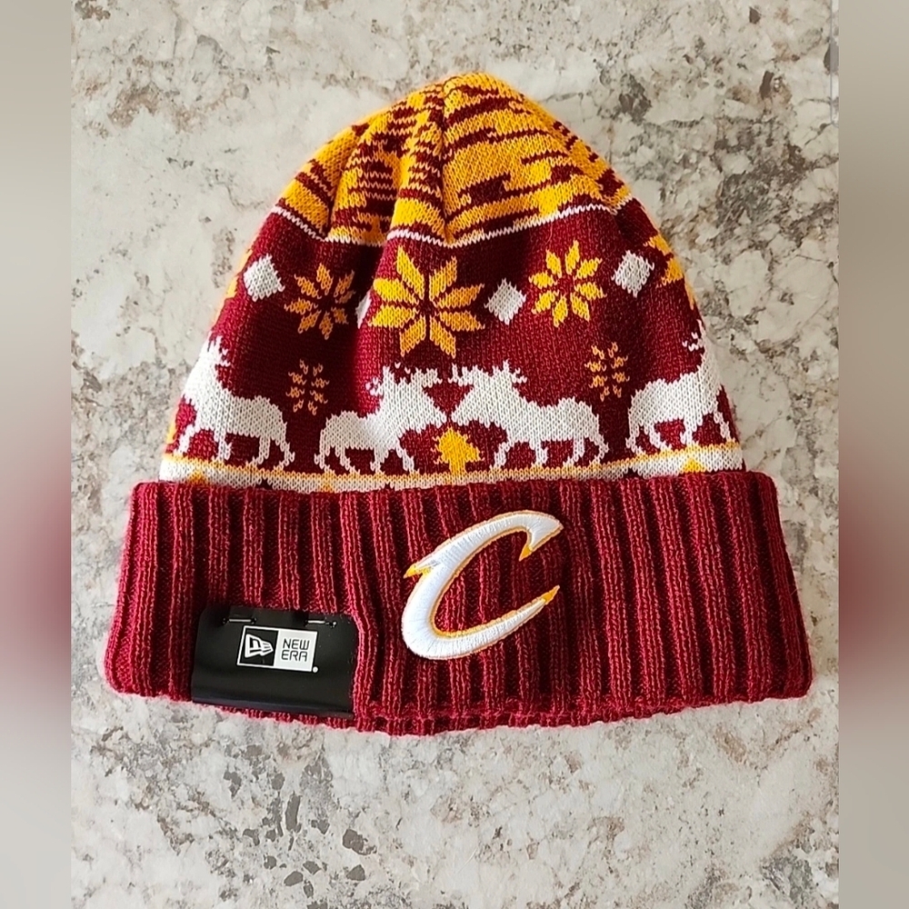 NBA Cleveland CAVS New Era Knit Beanie Hat Fair Isle Reindeer Snowflake Red Gold